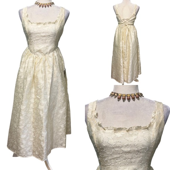 Lulus Dresses & Skirts - Lulus Dress Women M Basque Cream Floral Jacquard Ruffle Square Neck Midi A-Line